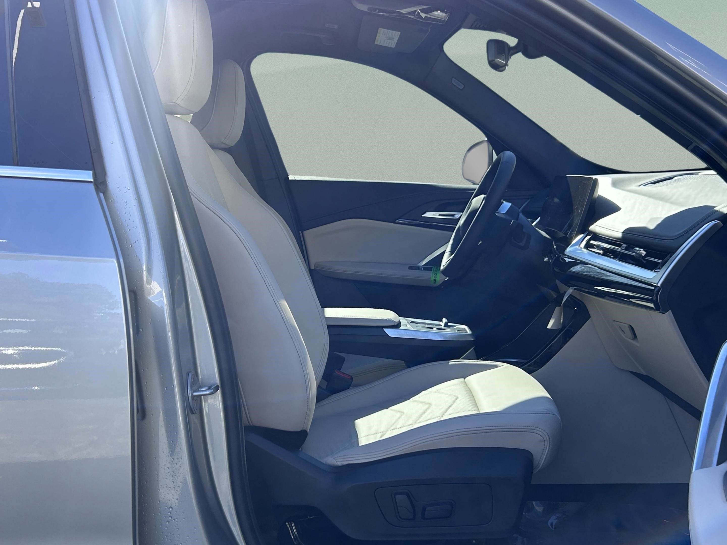 Used 2025 BMW X1 xDrive28i w/ Convenience Package image 30