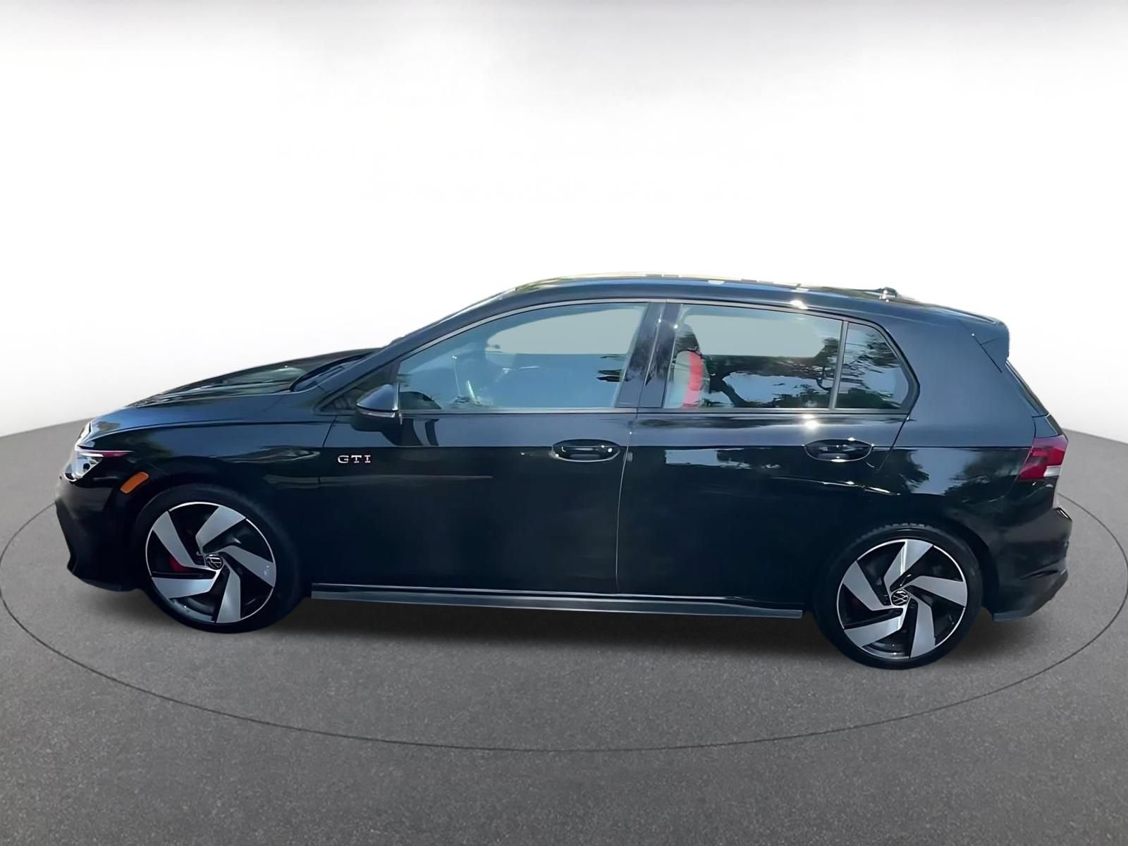 Used 2026 Volkswagen Golf S FWD image 6