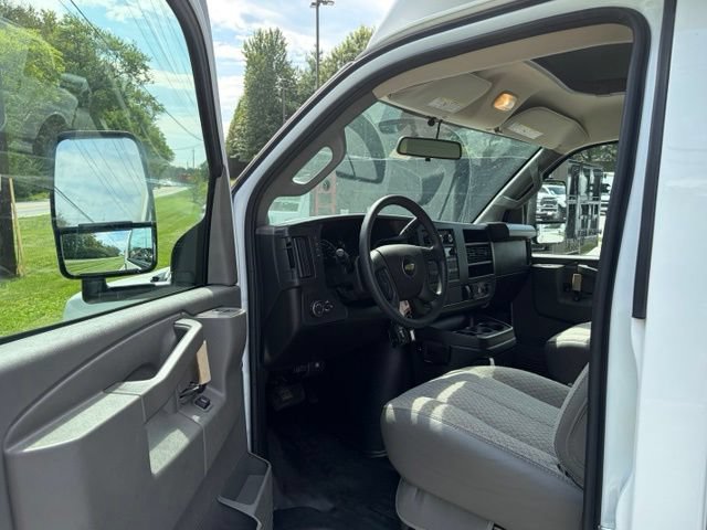 New 2026 Chevrolet Express 3500 w/ Power Convenience Package RWD image 14