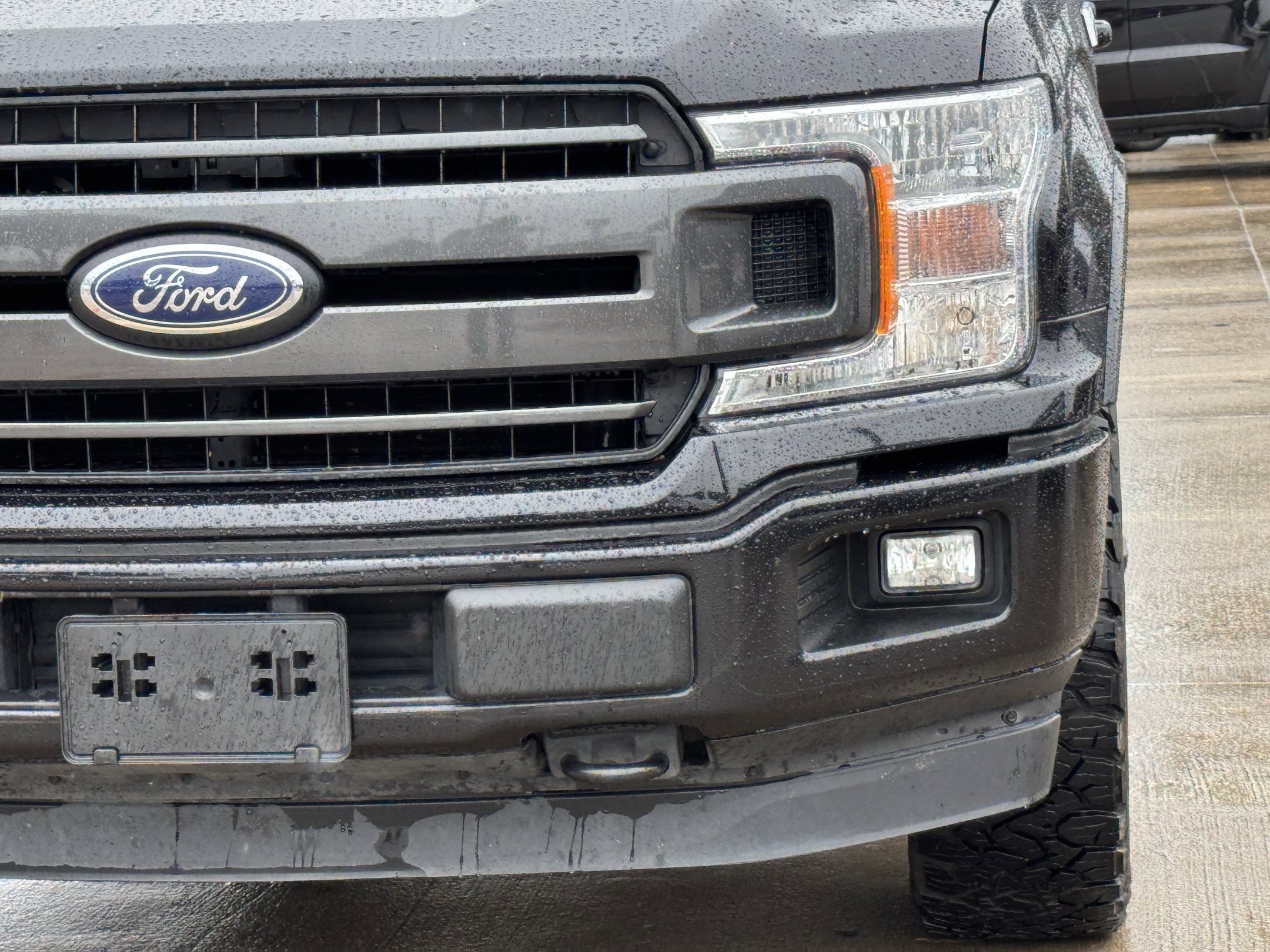 Used 2019 Ford F150 XLT w/ Equipment Group 302A Luxury AWD/4WD image 11