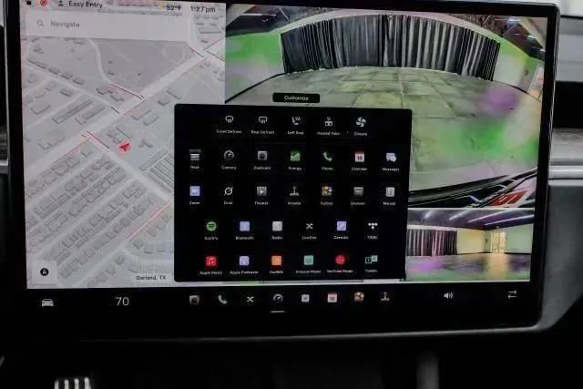 Used 2022 Tesla Model S Standard Range AWD/4WD image 34