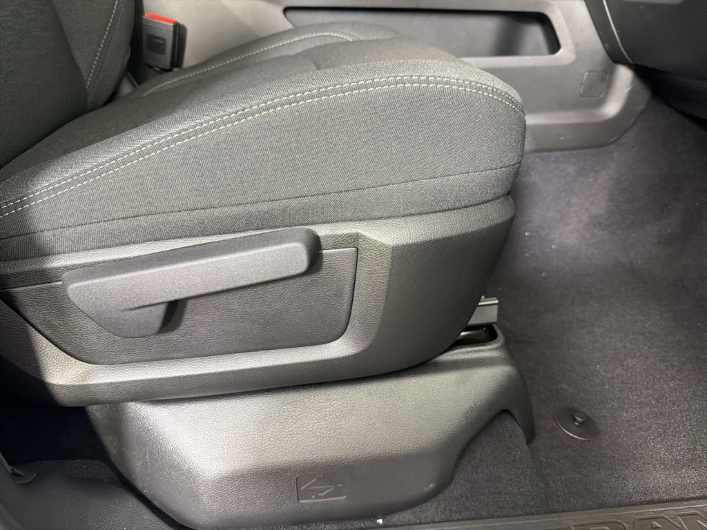 New 2026 RAM 2500 Big Horn AWD/4WD image 36