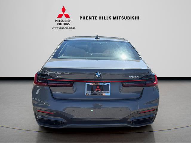 Used 2021 BMW 750i xDrive w/ Luxury Rear Seating Package AWD/4WD image 6
