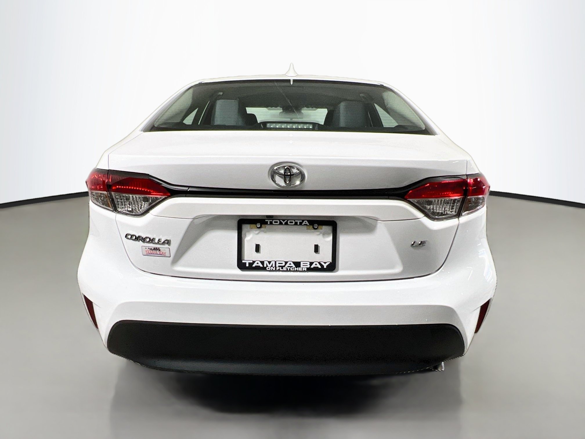 Used 2026 Toyota Corolla LE FWD image 6