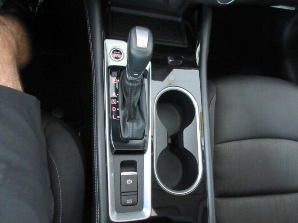 Used 2024 Nissan Altima 2.5 SV w/ SV Premium Package image 20