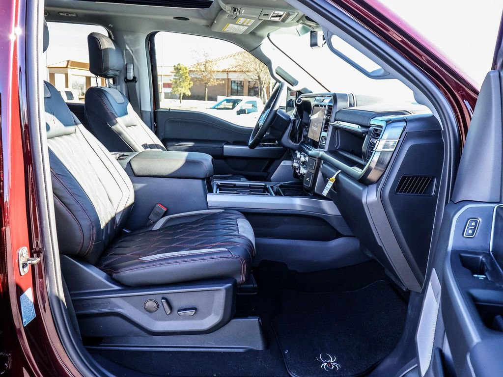 New 2026 Ford F250 Lariat w/ Black Appearance Package image 20