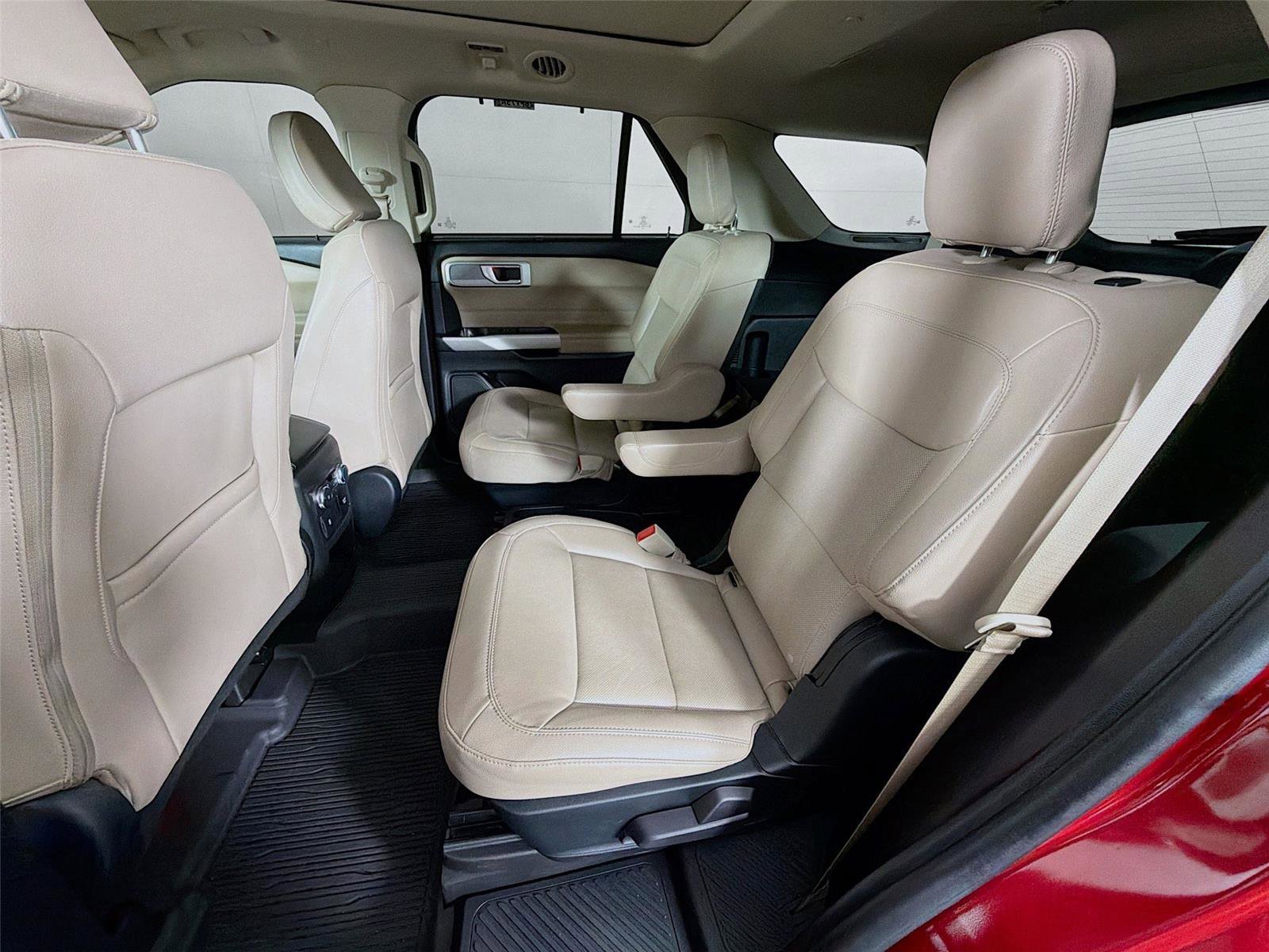 Used 2021 Ford Explorer Limited w/ Hybrid Equipment Group 310A image 23