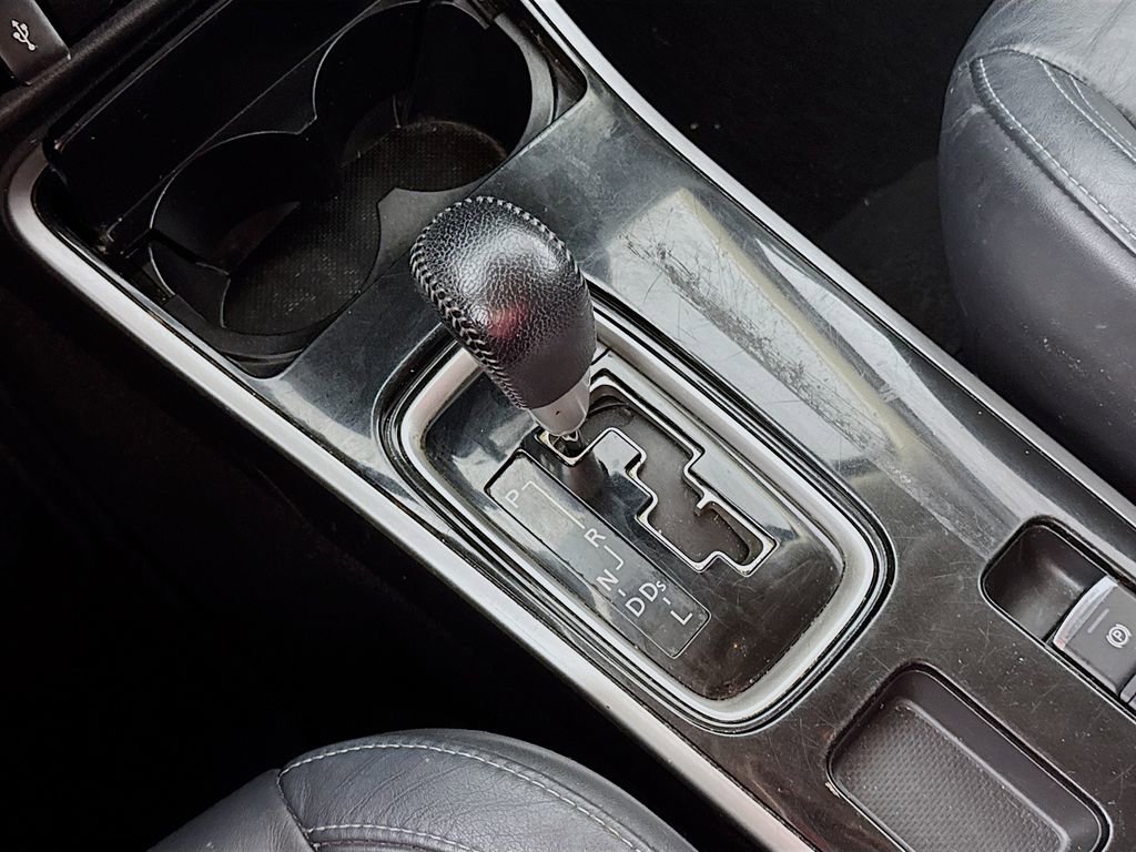 Used 2020 Mitsubishi Outlander SEL image 16