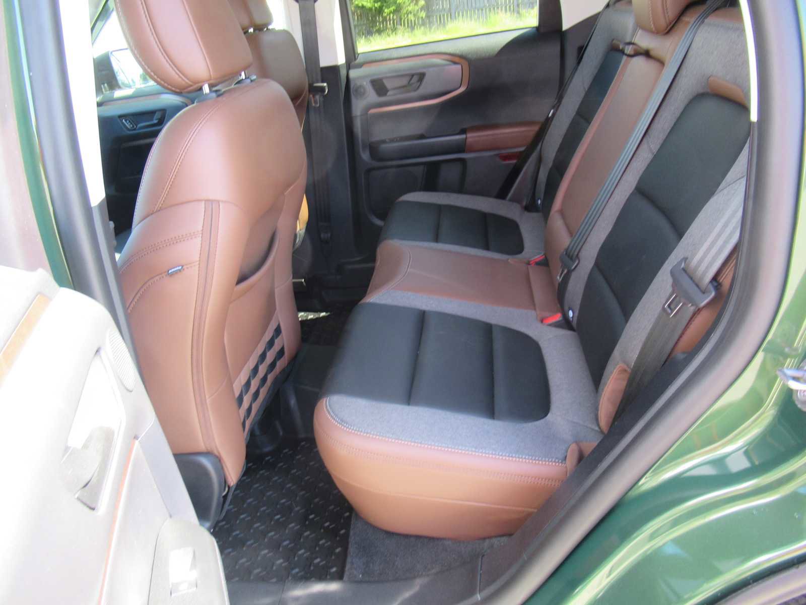 Used 2024 Ford Bronco Sport Outer Banks w/ Tech Package image 17