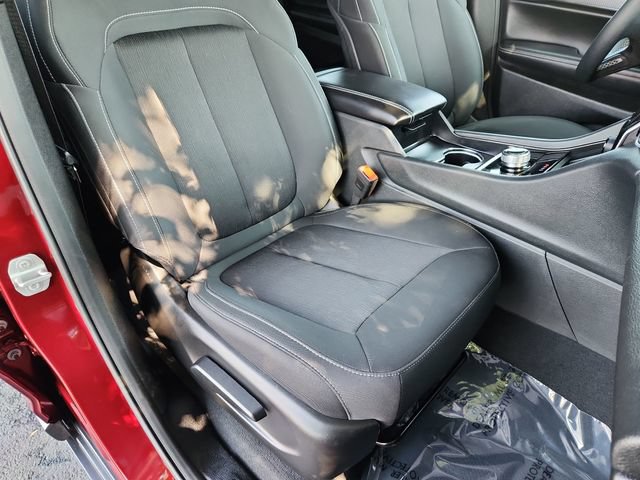 Used 2025 Jeep Grand Cherokee L Laredo w/ Luxury Tech Group I AWD/4WD image 26