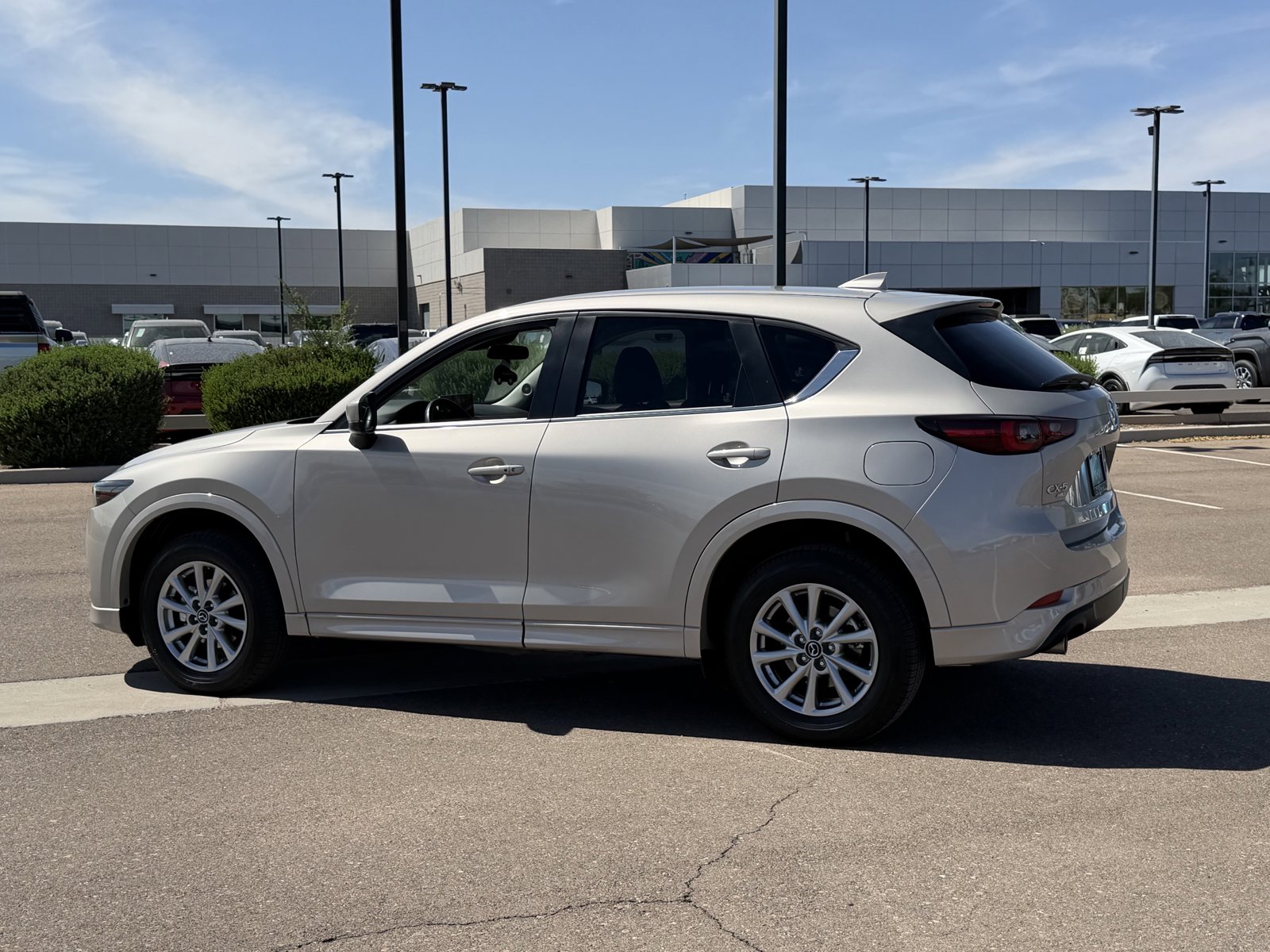 Used 2025 MAZDA CX-5 AWD 2.5 S w/ Select Package image 3
