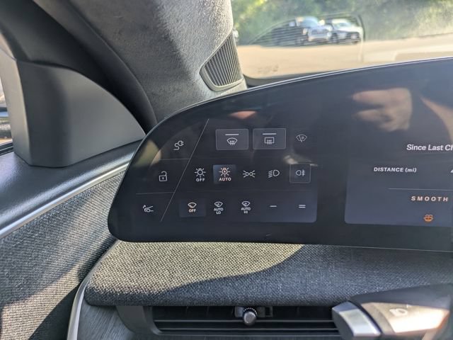 Used 2024 Lucid Air Touring AWD/4WD image 20