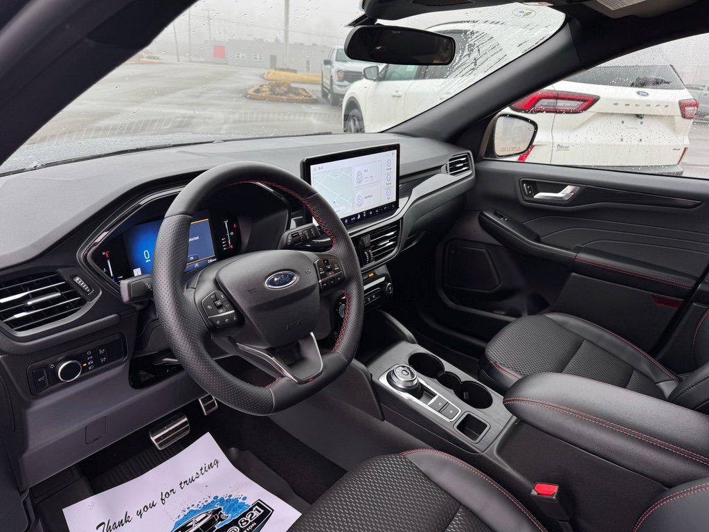 Used 2024 Ford Escape ST-Line w/ Tech Pack #1 AWD/4WD image 27