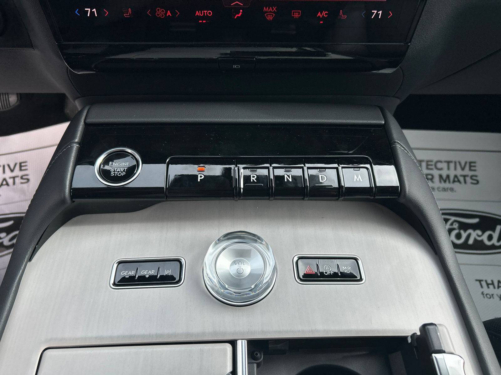 New 2027 Lincoln Navigator Reserve AWD/4WD image 23