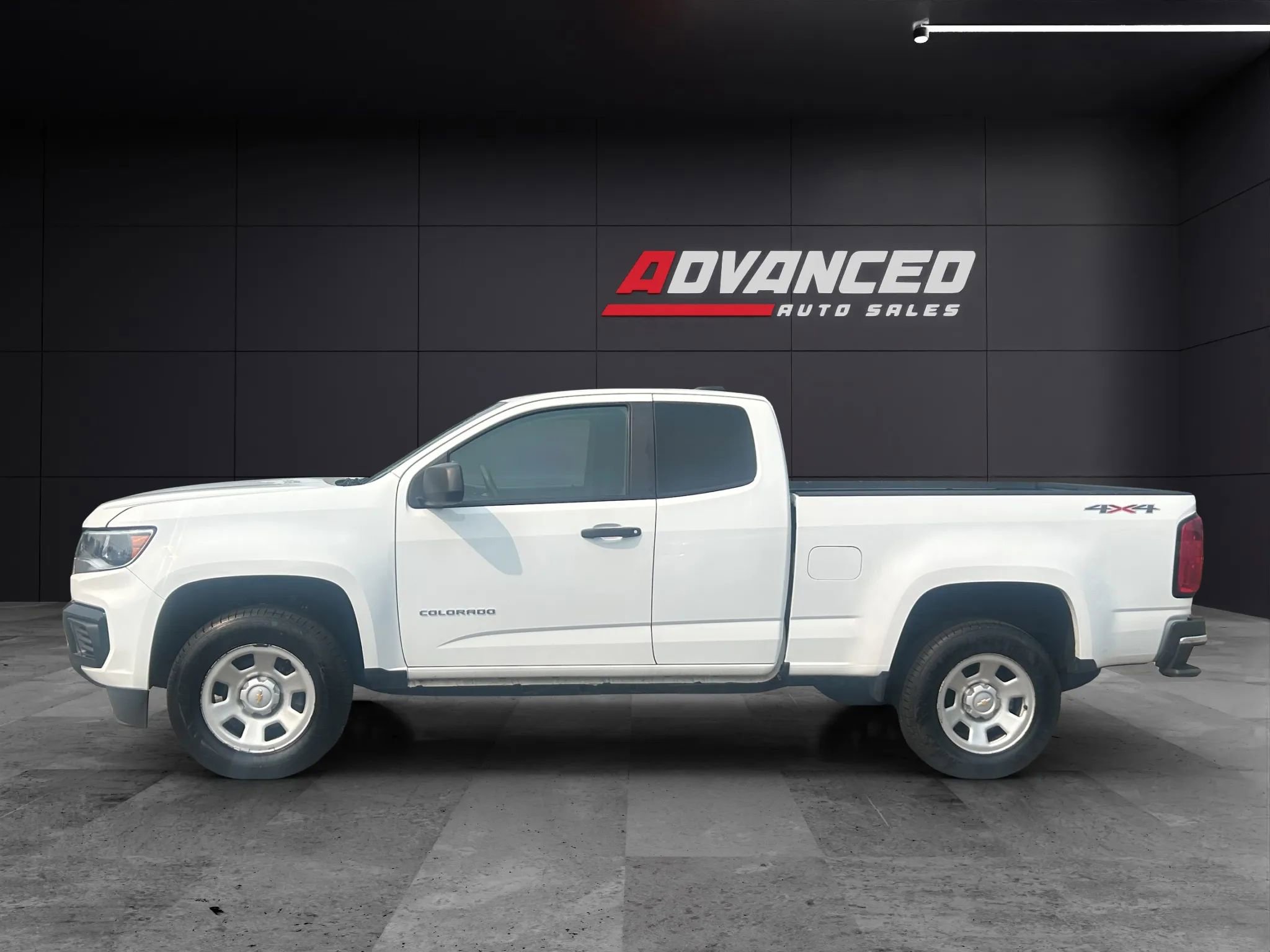 Used 2021 Chevrolet Colorado W/T w/ WT Convenience Package image 4
