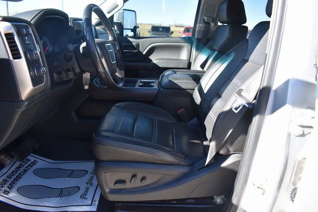 Used 2018 GMC Sierra 2500 Denali w/ Duramax Plus Package image 16
