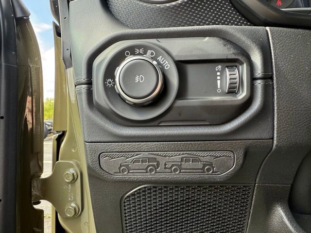 New 2025 Jeep Wrangler Unlimited Rubicon image 11