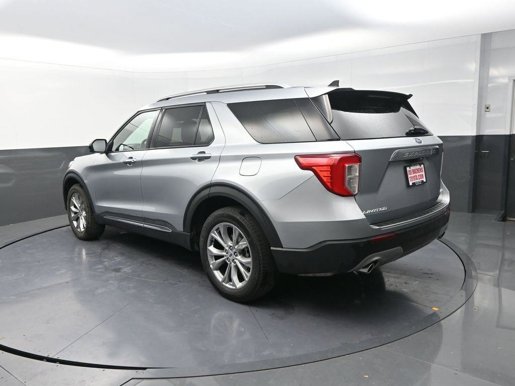 Used 2023 Ford Explorer Limited image 8