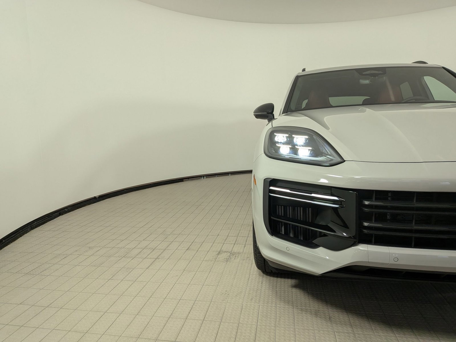 New 2026 Porsche Cayenne Turbo AWD/4WD image 12