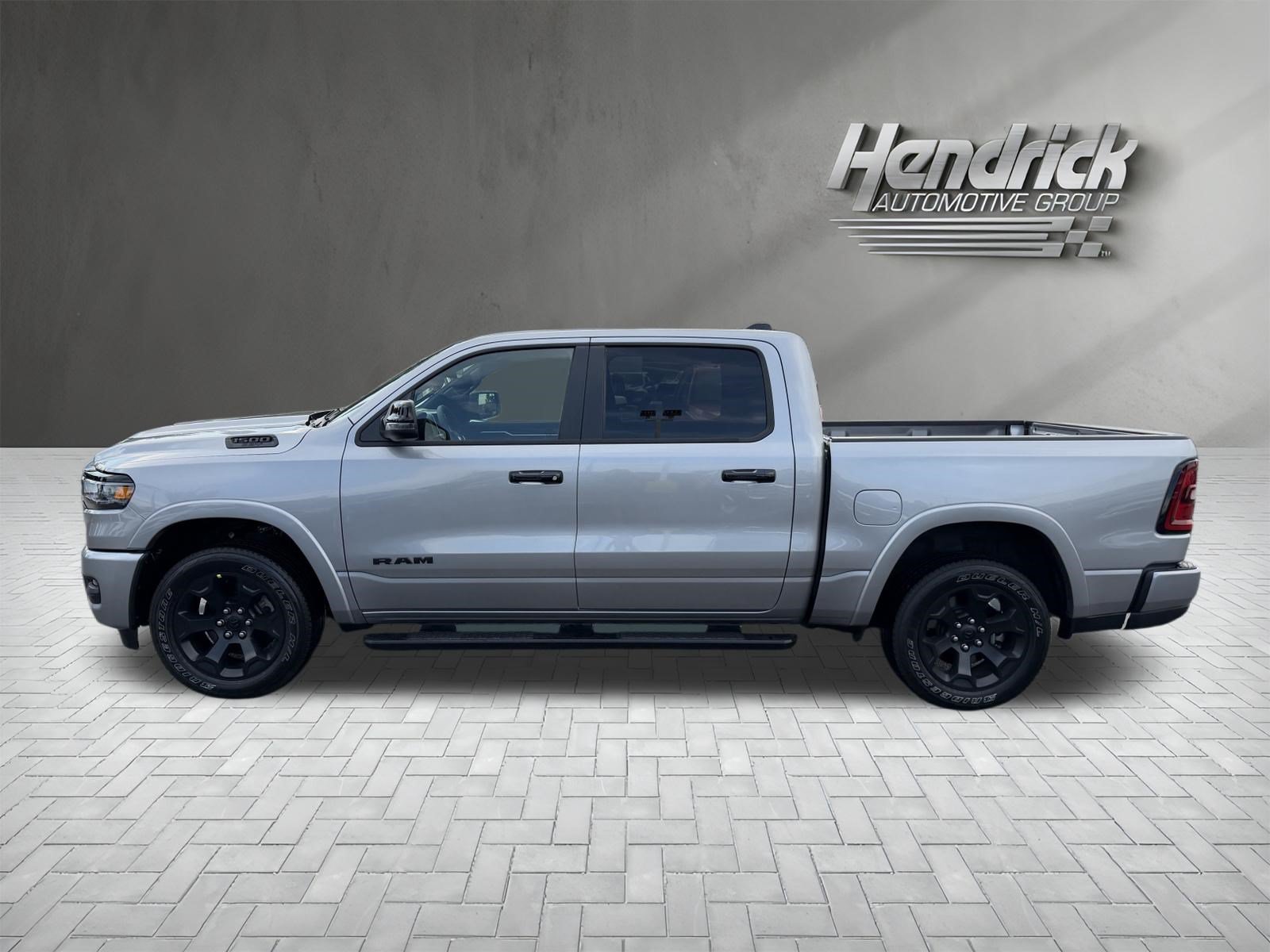 Used 2025 RAM 1500 Big Horn AWD/4WD image 7