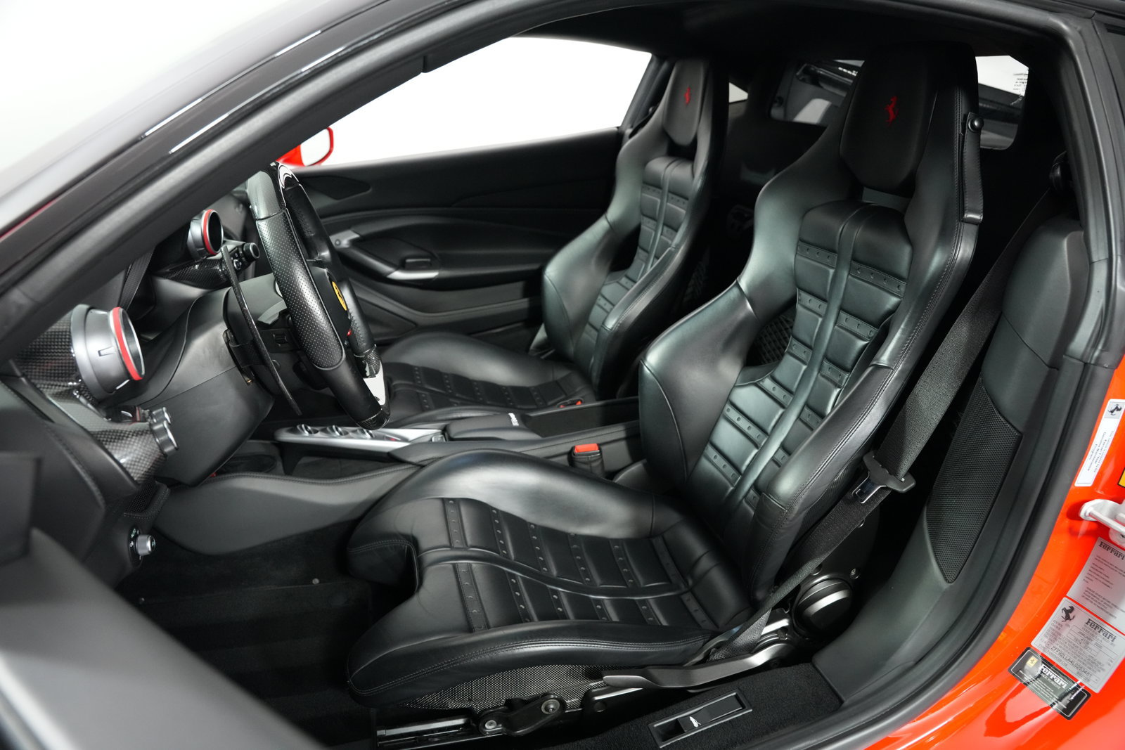 Used 2020 Ferrari F8 Tributo RWD image 37