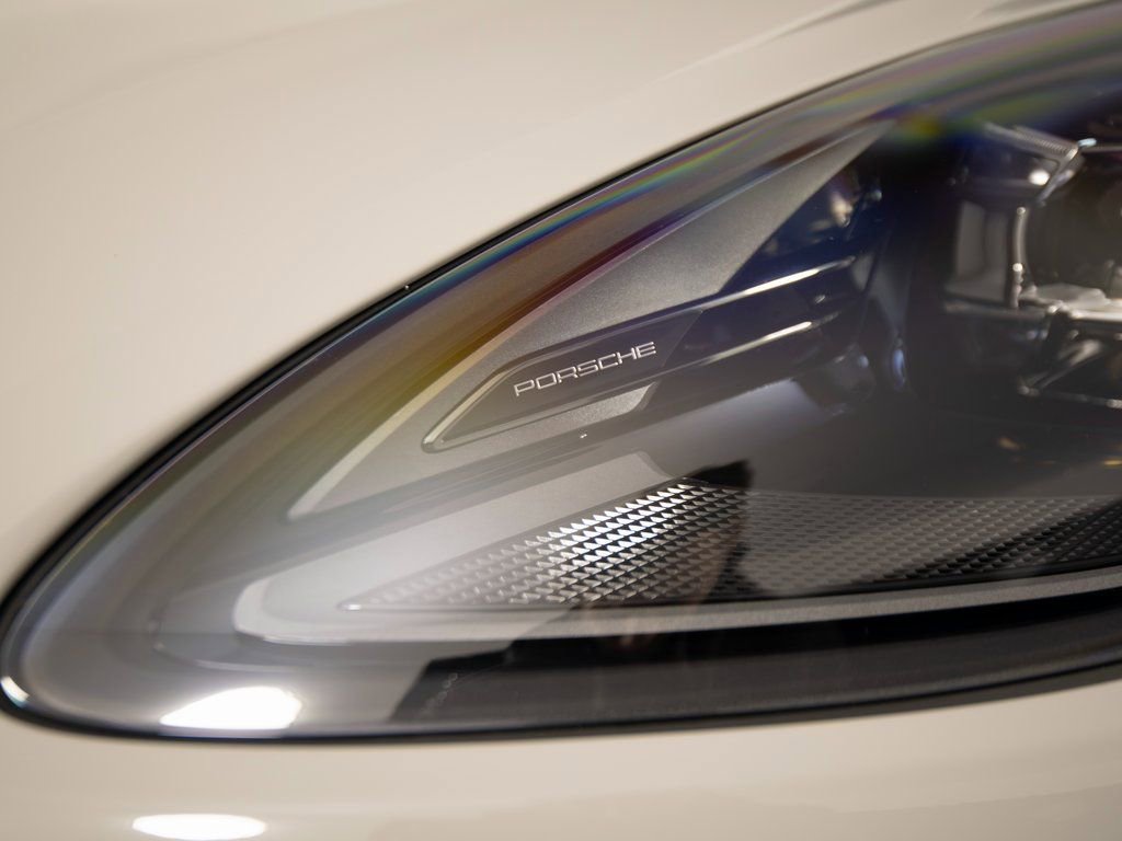 New 2026 Porsche Macan GTS image 44