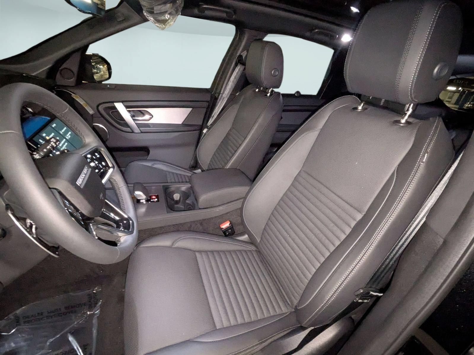 New 2026 Land Rover Discovery Sport Landmark AWD/4WD image 15