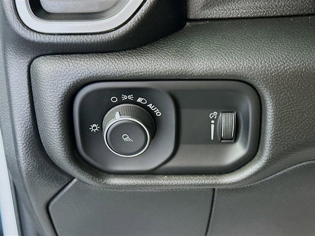 Used 2021 RAM 2500 Big Horn image 10