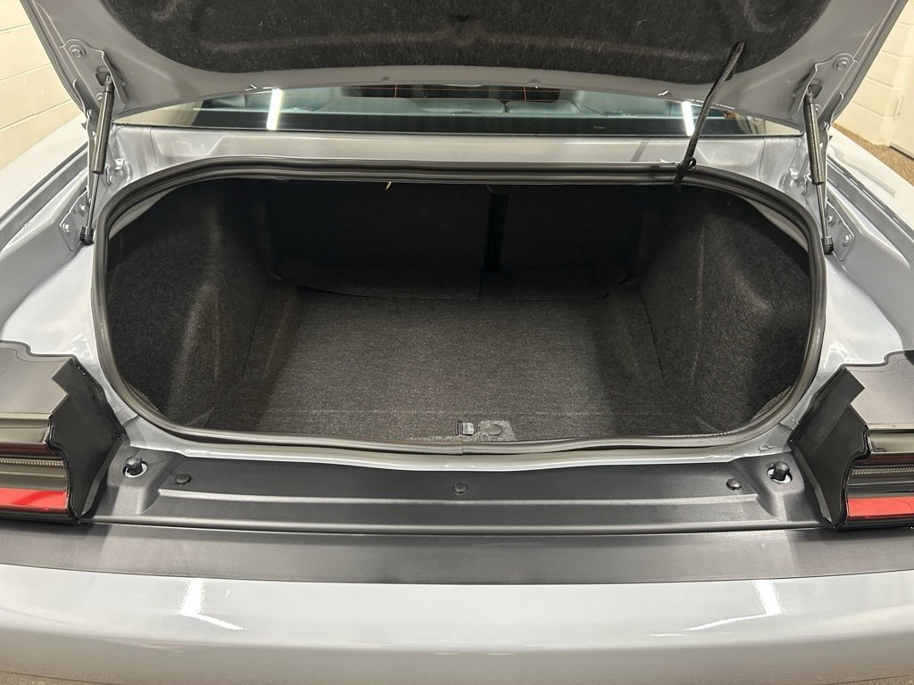 Used 2022 Dodge Challenger SRT Hellcat w/ Plus Package image 11