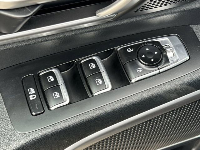 Certified 2025 Kia Telluride S image 16