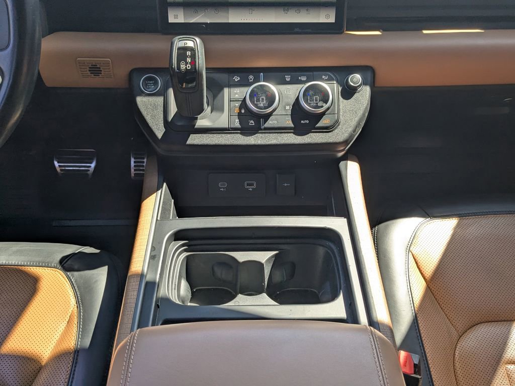 Used 2021 Land Rover Defender 110 X image 7