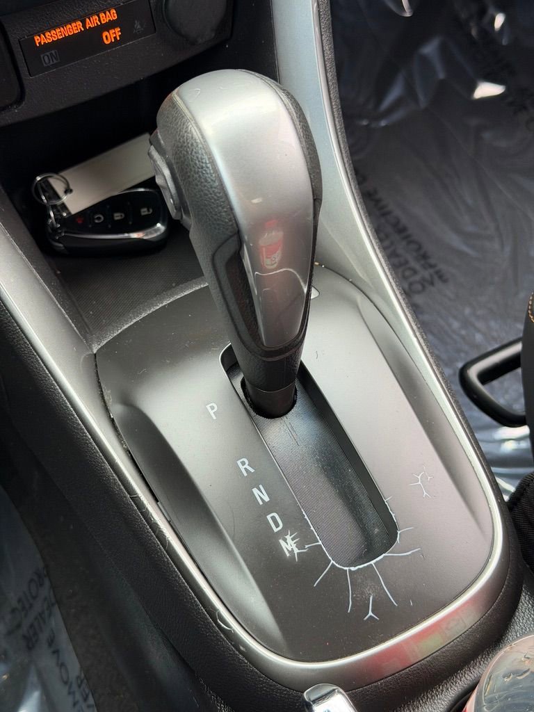 Used 2019 Chevrolet Trax LT w/ Sun & Sound Package image 38