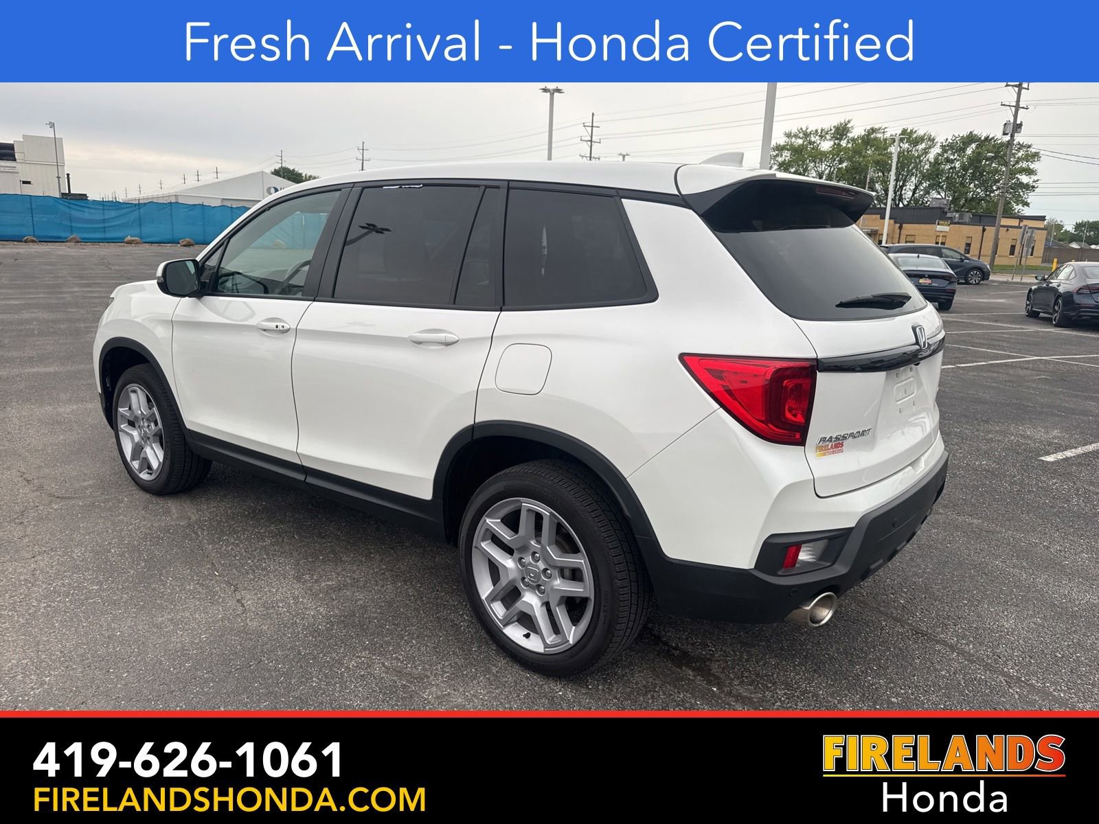 Used 2025 Honda Passport EX-L image 3
