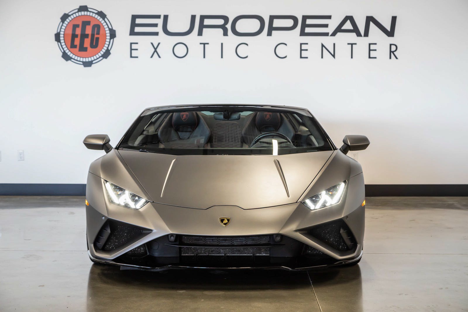Used 2021 Lamborghini Huracan EVO RWD image 4