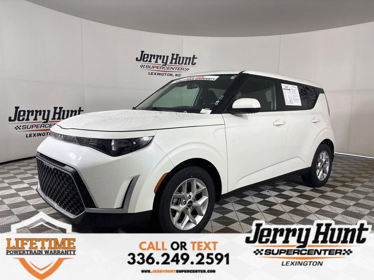 Used 2023 Kia Soul LX w/ Option Group 015