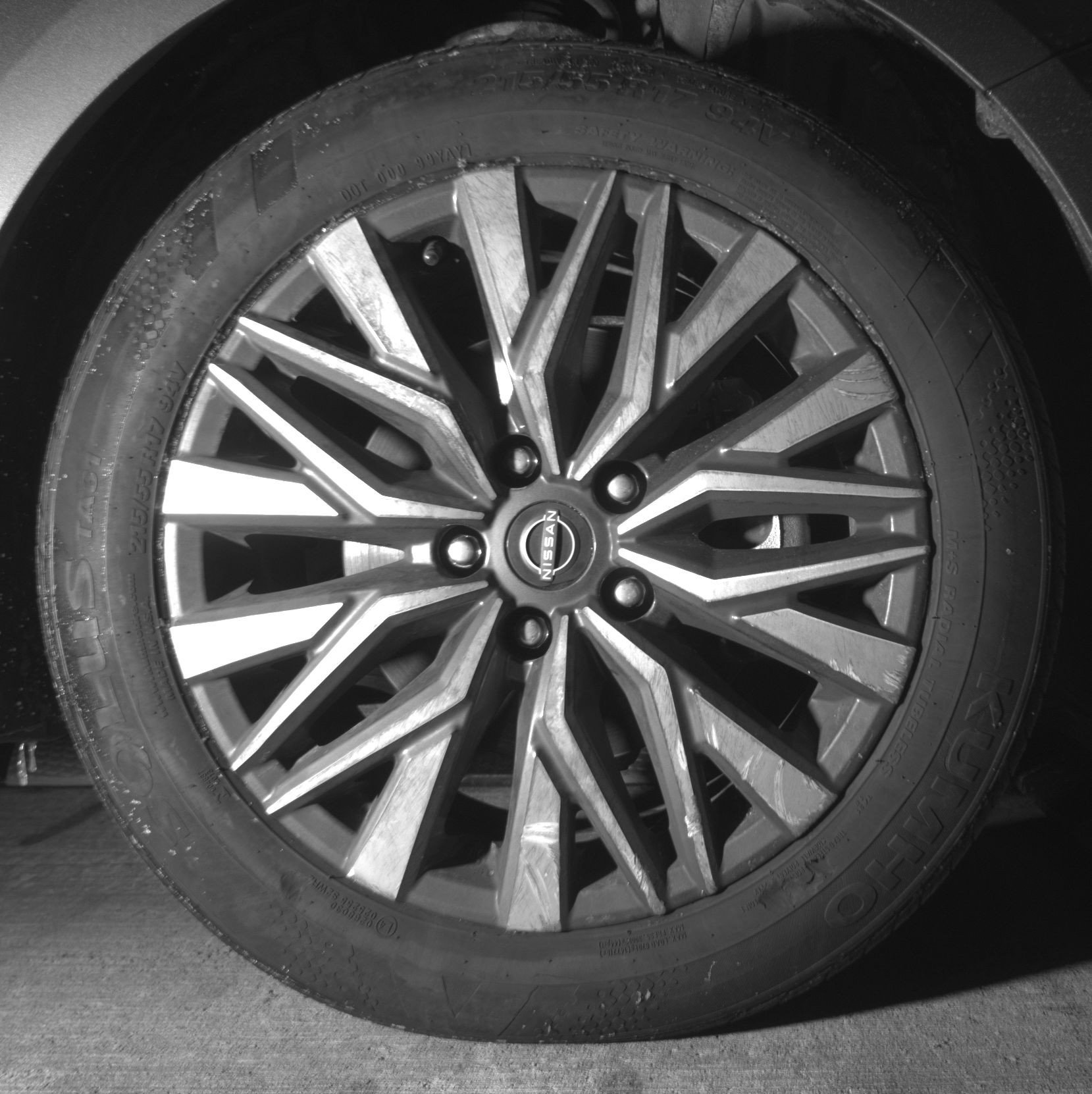 Used 2025 Nissan Altima 2.5 SV FWD image 13