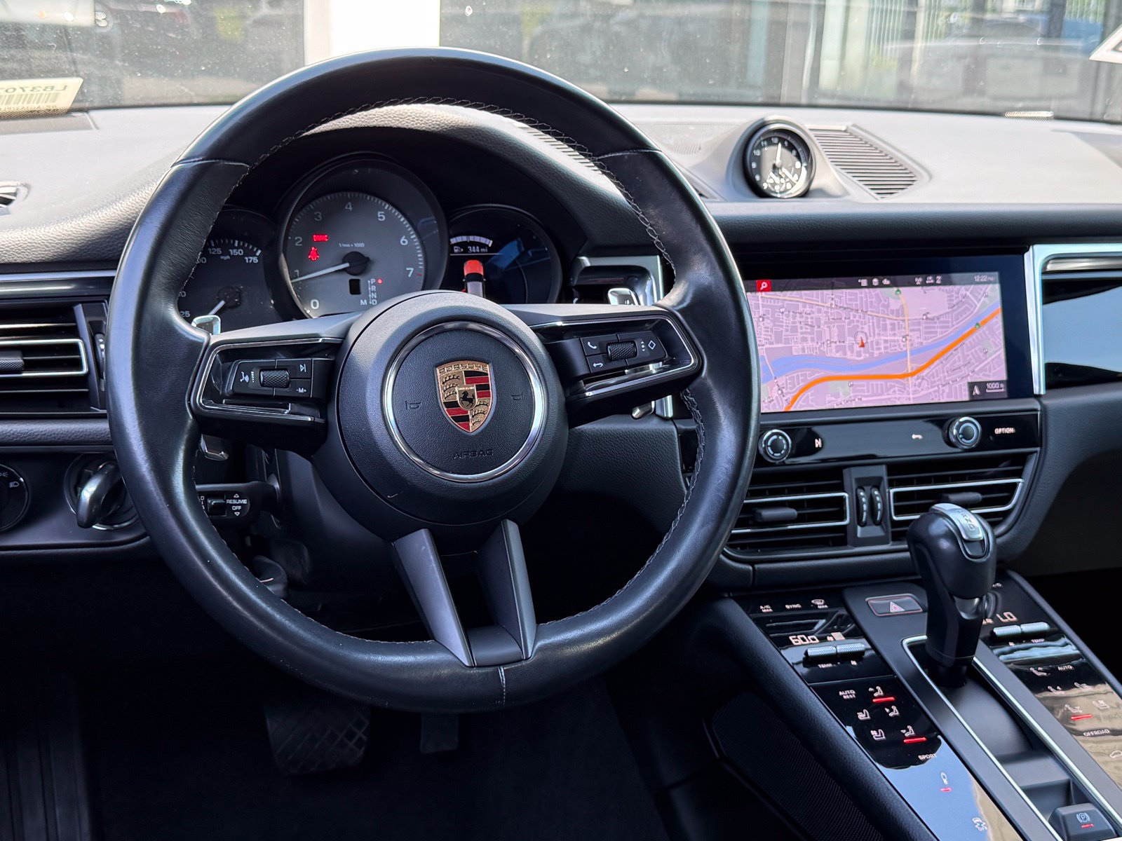 Used 2023 Porsche Macan S AWD/4WD image 40