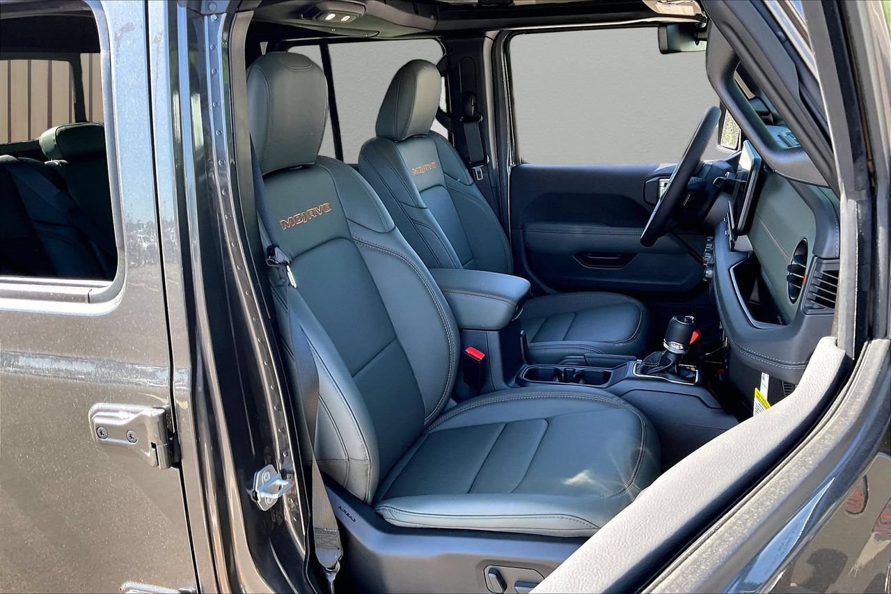 New 2026 Jeep Gladiator Mojave AWD/4WD image 19
