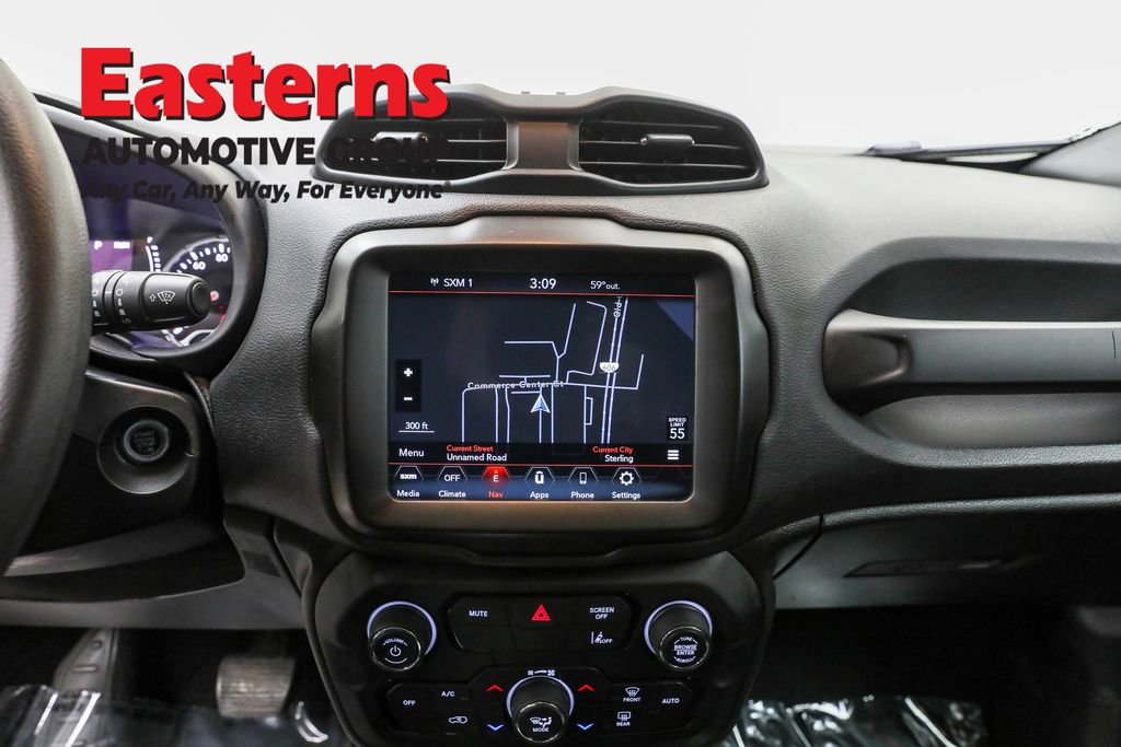 Used 2023 Jeep Renegade Latitude image 12