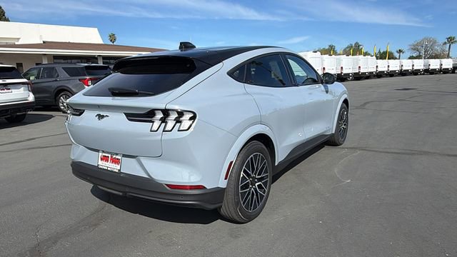 New 2026 Ford Mustang Mach-E Premium image 4
