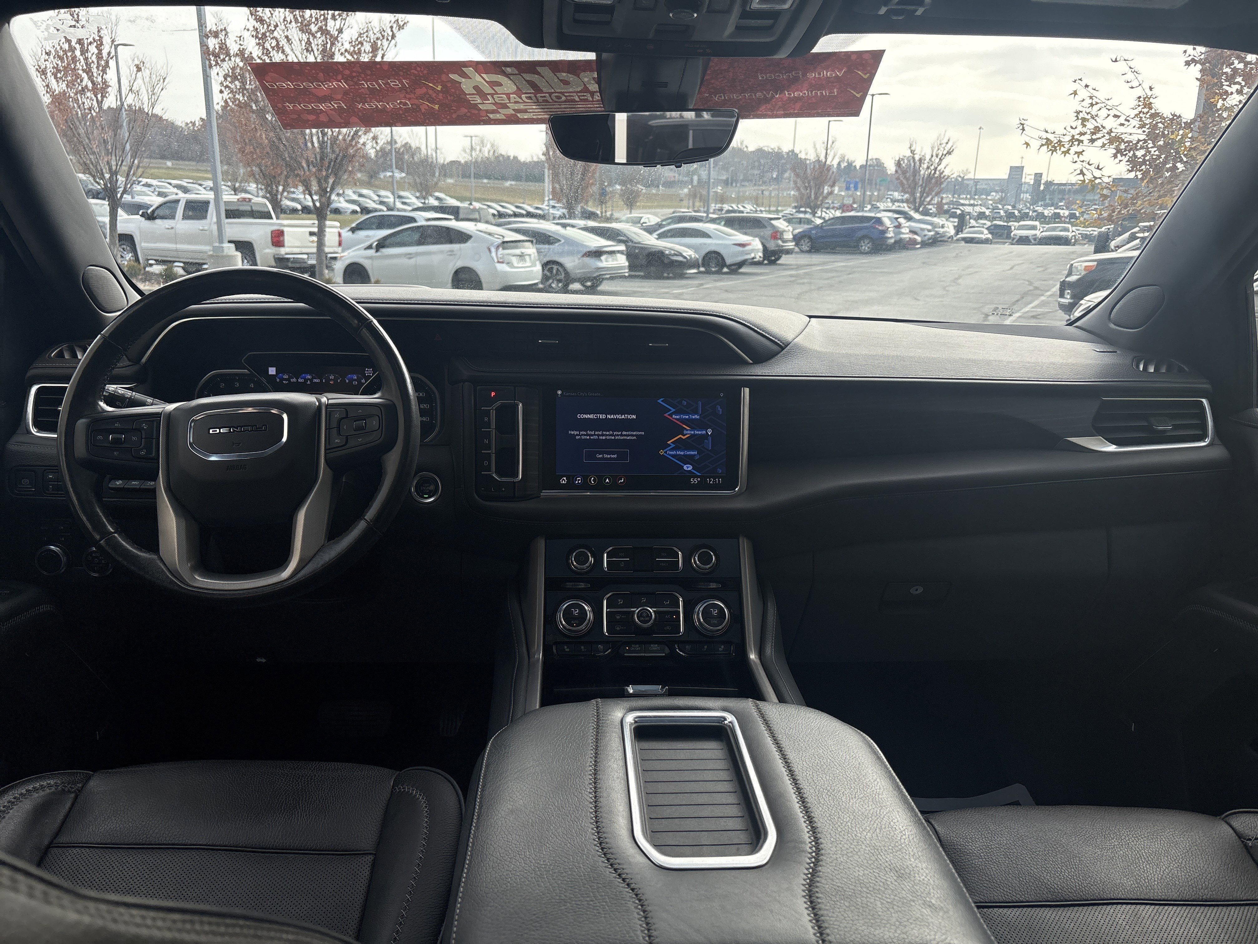 Used 2021 GMC Yukon Denali w/ Denali Premium Package image 29