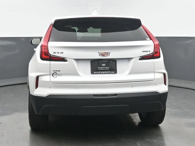 Used 2024 Cadillac XT4 Luxury w/ Cold Weather Package AWD/4WD image 5