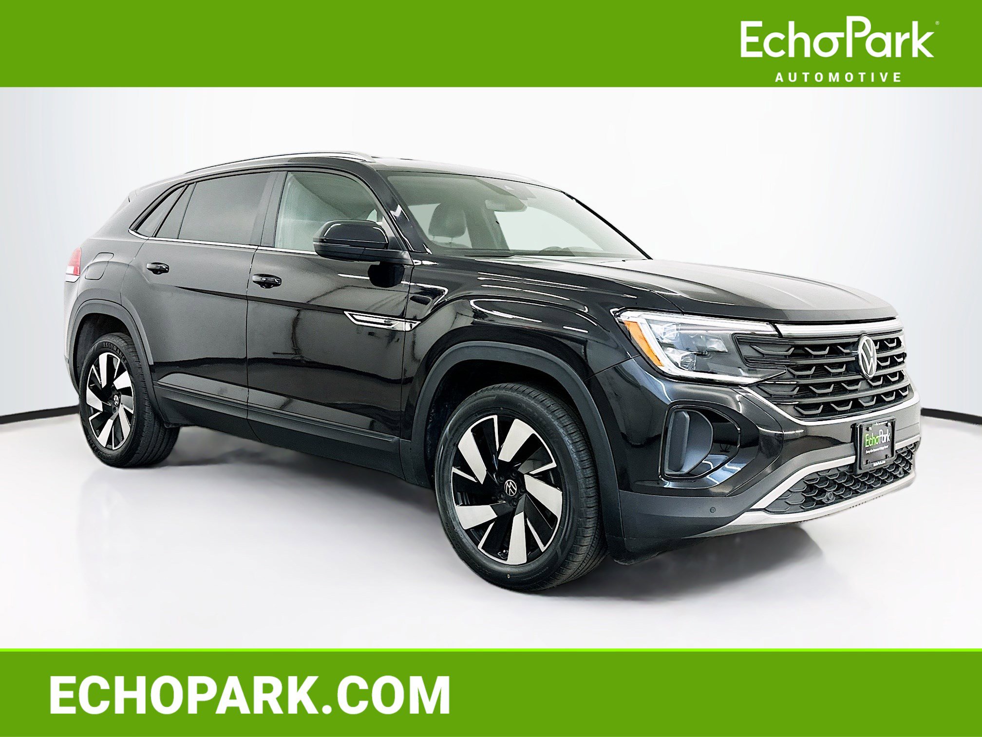 Used 2024 Volkswagen Atlas Cross Sport SE image 1