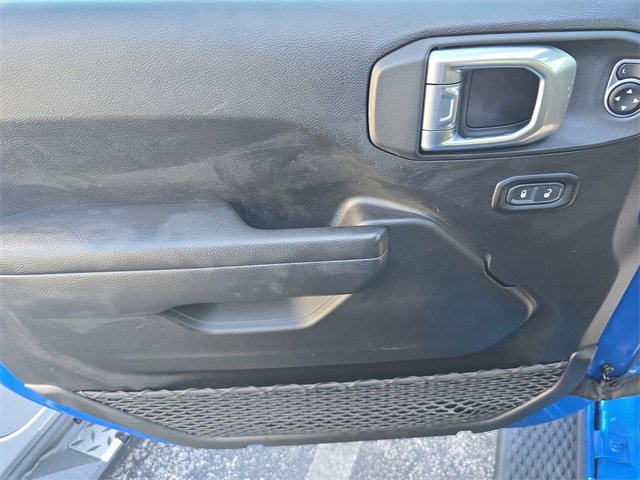 Used 2023 Jeep Wrangler Unlimited Rubicon image 15