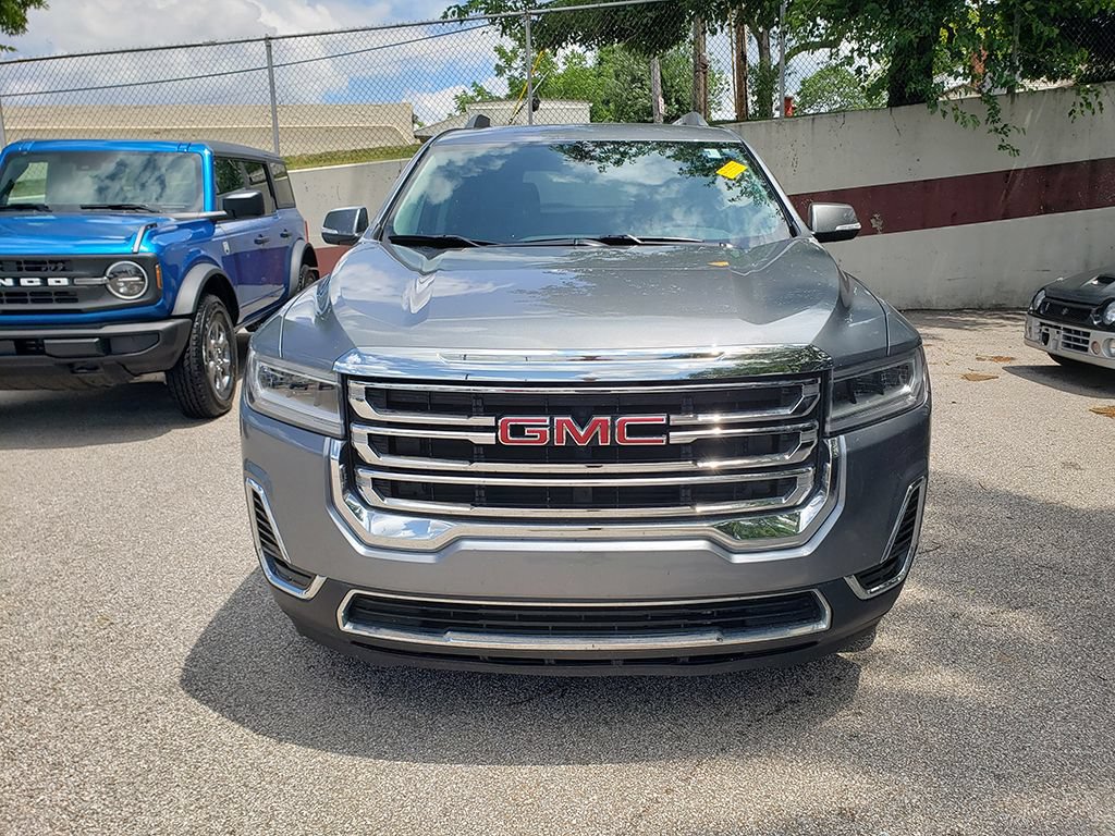 Used 2020 GMC Acadia SLE w/ Driver Convenience Package FWD image 2