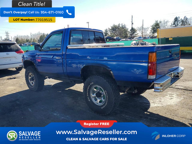 Used 1992 Nissan Pickup 4x4 Regular Cab image 3
