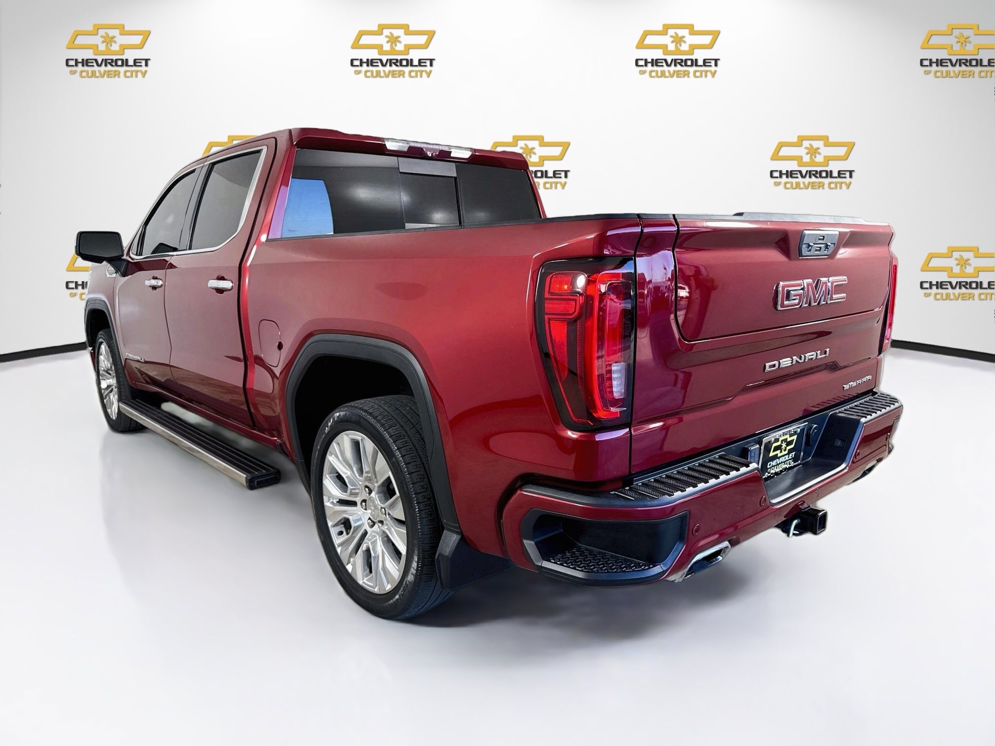 Used 2020 GMC Sierra 1500 Denali w/ Denali Ultimate Package AWD/4WD image 6