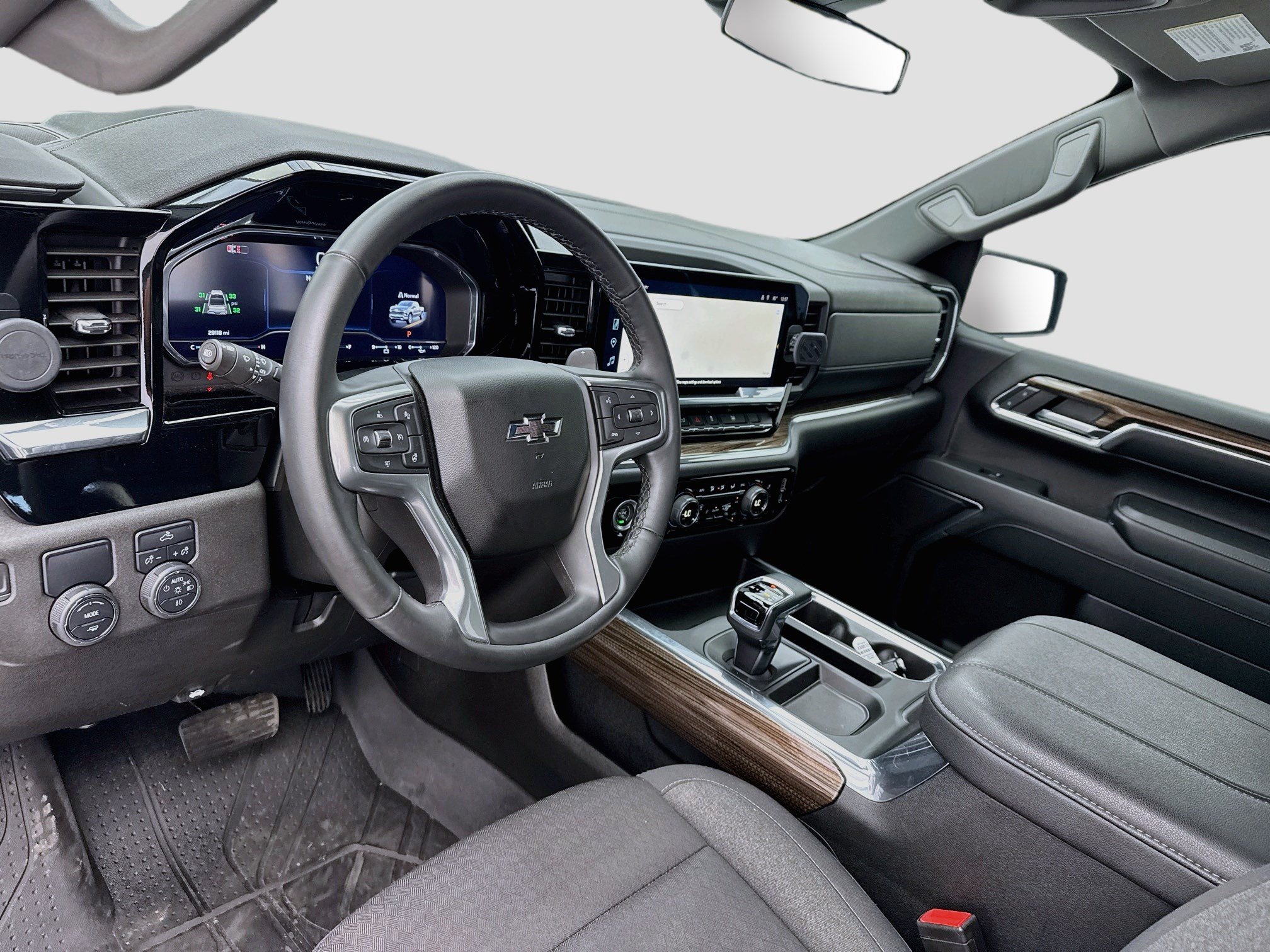 Used 2024 Chevrolet Silverado 1500 RST w/ Rally Edition RWD image 7