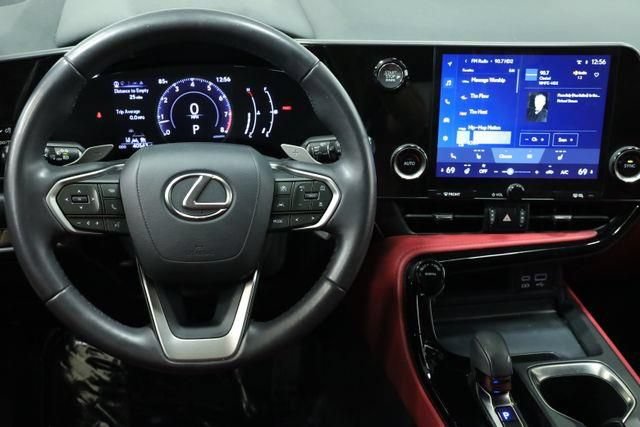 Used 2024 Lexus NX 250 FWD w/ Cold Area Package image 10