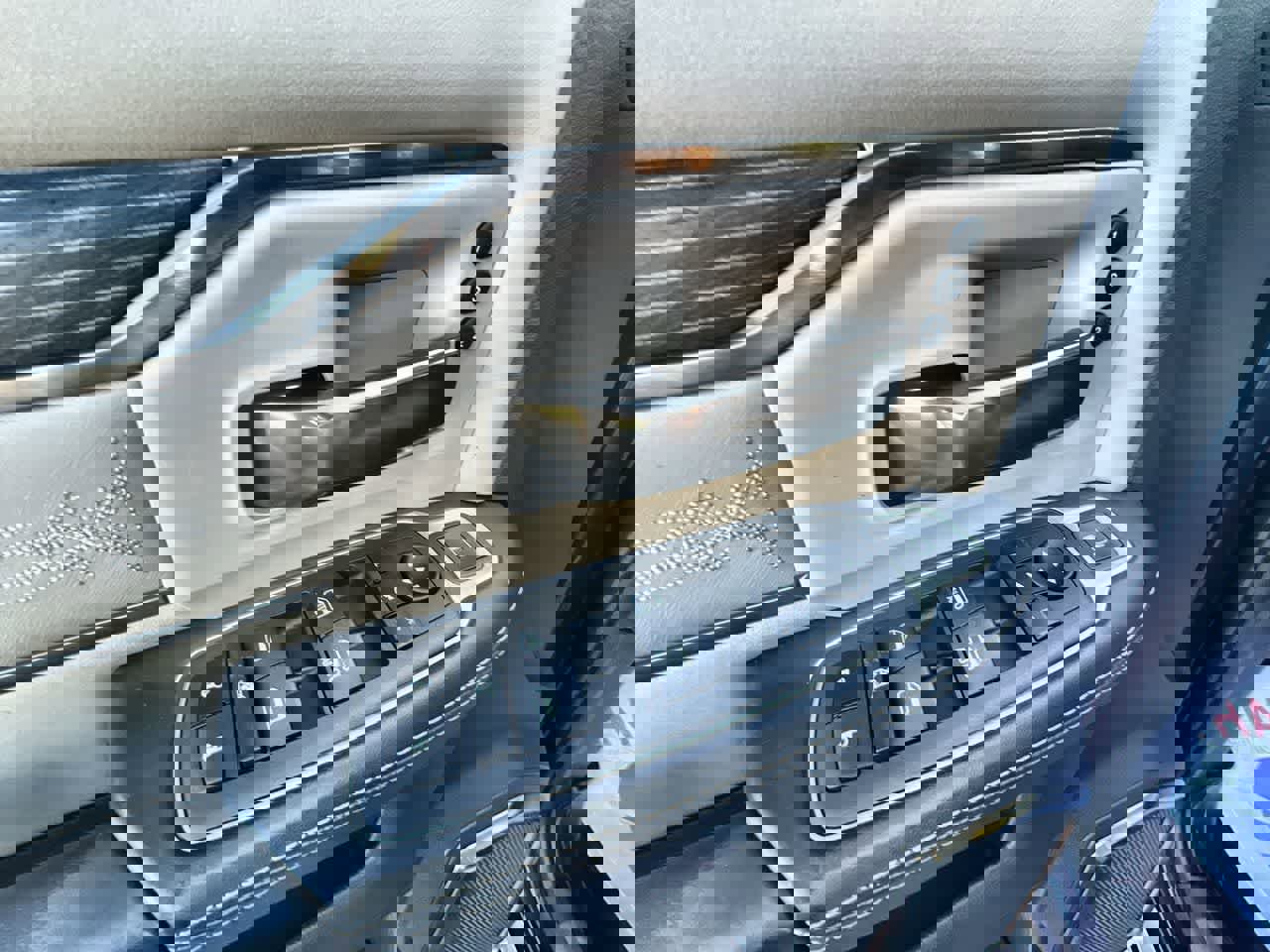 Used 2022 RAM 2500 Limited w/ Towing Technology Group image 23